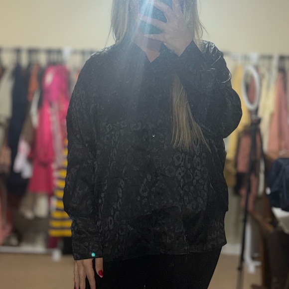 Umgee Jackets & Blazers - Black Leopard Print Button Down shirt